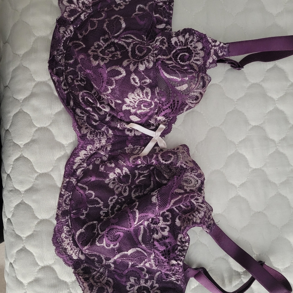 Lace bra